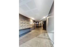 Reims, Champagne-Ardenne 51100