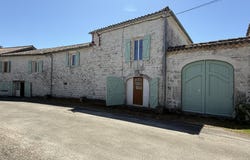 Lauzerte, Midi-Pyrénées 82110