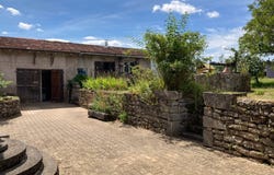 Le Val-Larrey, Burgundy 21140