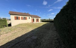 OUCHES, Rhône-Alpes 42155