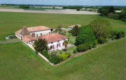 Barbezieux-Saint-Hilaire, Poitou-Charentes 16300