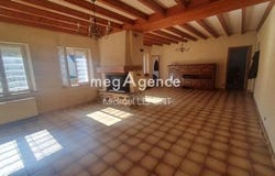 Laval, Pays de la Loire 53000