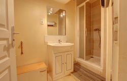 Voiron, Isère 38500
