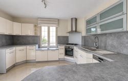 Sezanne, Grand Est 51120