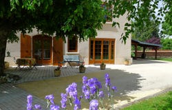 Charlieu, Rhône-Alpes 42190