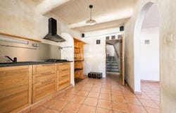 JONQUIERES, Provence-Alpes-Côte d'Azur 84150
