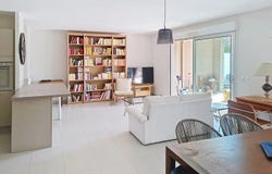 Les Angles, Gard 30133