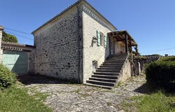 Lauzerte, Midi-Pyrénées 82110