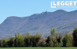 Charols, Auvergne-Rhône-Alpes 26450