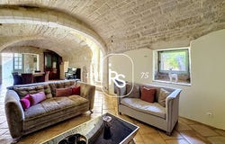 Saint-Siffret, Languedoc-Roussillon 30700