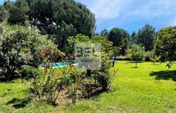 Tresques, Languedoc-Roussillon 30330