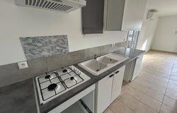Saint-Quentin-la-Poterie, Gard 30700