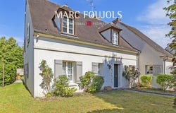 Senlis, Picardie 60300