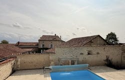 AUBETERRE SUR DRONNE, Poitou-Charentes 16390