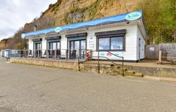Shanklin, England PO37 6BG