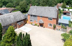 Pewsey, England SN9 6HQ