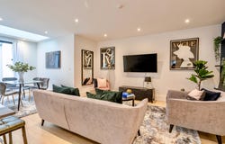 64 Lincoln's Inn Fields, London, England WC2A 3JX
