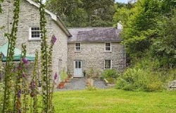 Capel-Bettws Lleucu, Wales