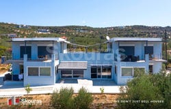 Gialova, Peloponnese 24001