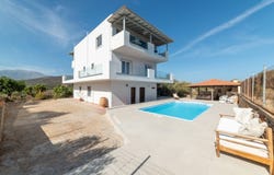 Vathi, Crete 72100