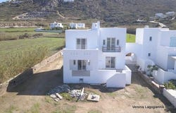 Plaka, Nísoi Aiyaíou 84300