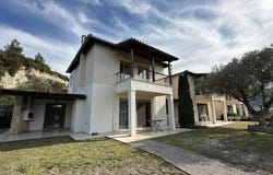 Lefkes, Central Macedonia 63085