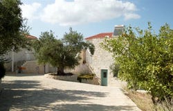 Tsivaras, Crete 73003