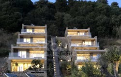Gialova, Peloponnese 24001