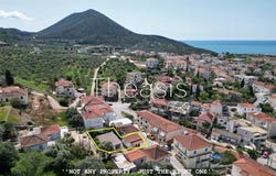 Pilos, Peloponnese 24001