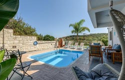 Nea Kydonia, Crete Island 731 00