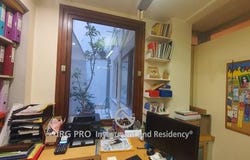 Athens, Periféreia Protevoúsis 106 72