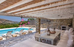 Naousa, South Aegean 84401
