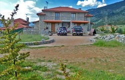 Arachova, Boeotia 32004