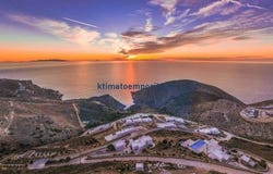 Syros, Nísoi Aiyaíou 84100