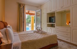 Corfu, Peloponnese, Western Greece and the Ionian 491 00