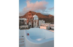 Perissa, South Aegean 84703