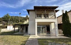 Lefkes, Central Macedonia 63085