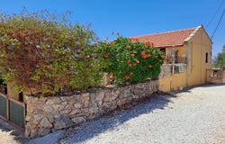 Paleloni, Crete 73008