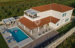 Barban, Istria County 52207