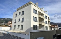 Kastel Luksic, Splitsko-dalmatinska 21216