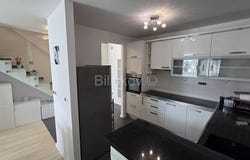 Kastel Luksic, Splitsko-dalmatinska 21212