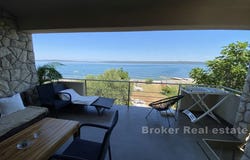 Paman, Zadar