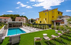 Dugi Rat, Split-Dalmatia County 21315
