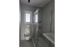 Kastel Luksic, Splitsko-dalmatinska 21216
