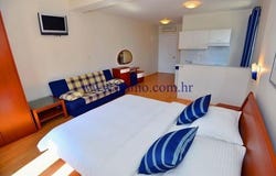 Makarska, Split-Dalmatia County 21300
