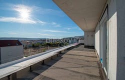 Kastel Luksic, Splitsko-dalmatinska 21217