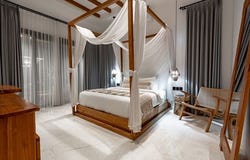 Gianyar, Bali 80571