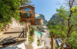 JPQ8+3P, Acqualagna, Marche 61043