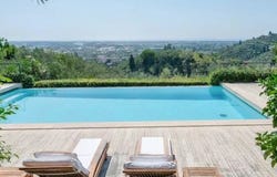 Capezzano Pianore, Tuscany 55041