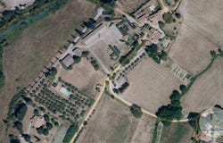 Cetona, Tuscany 53040